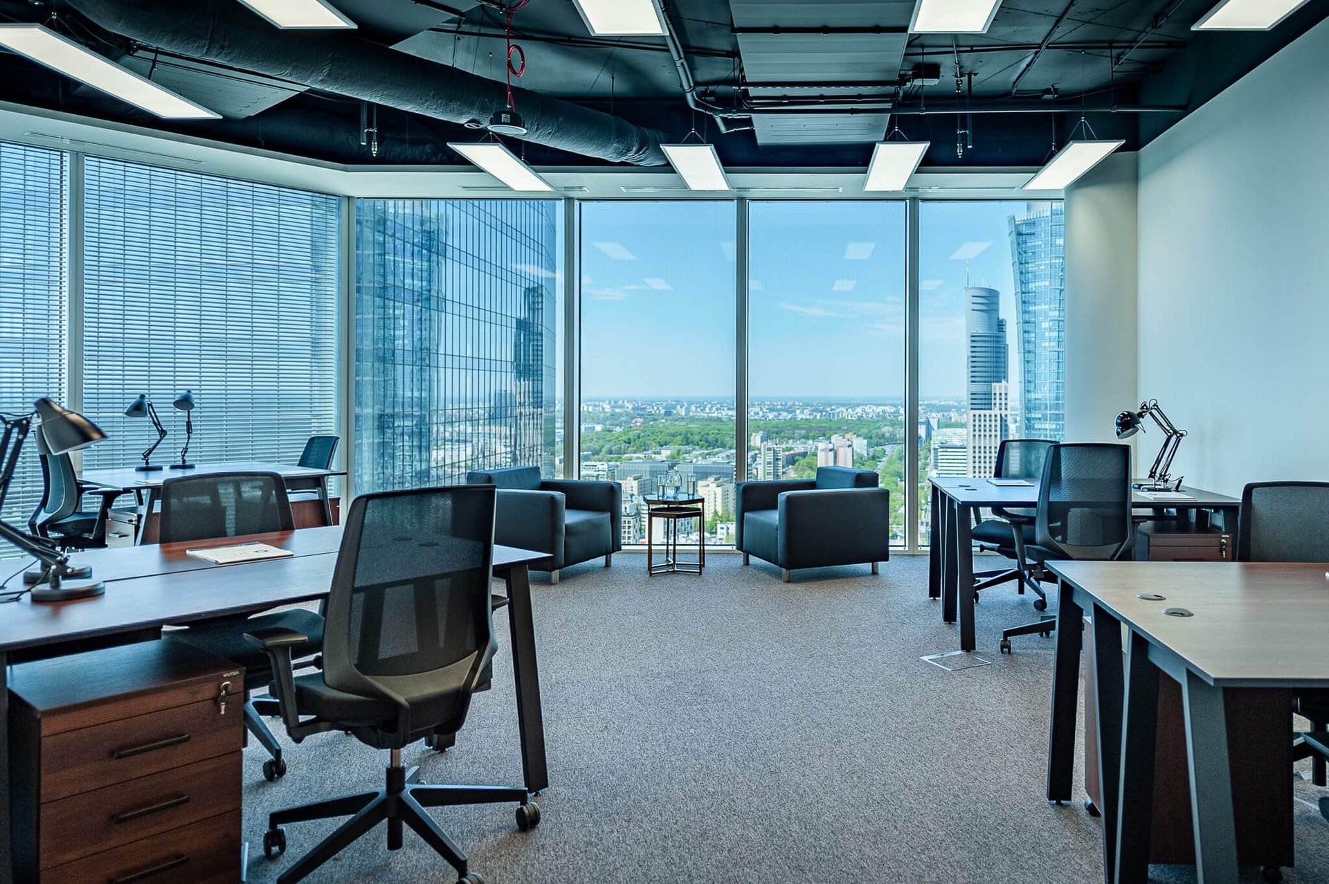 Biuro dla 11 os. w OmniOffice - Warsaw Unit