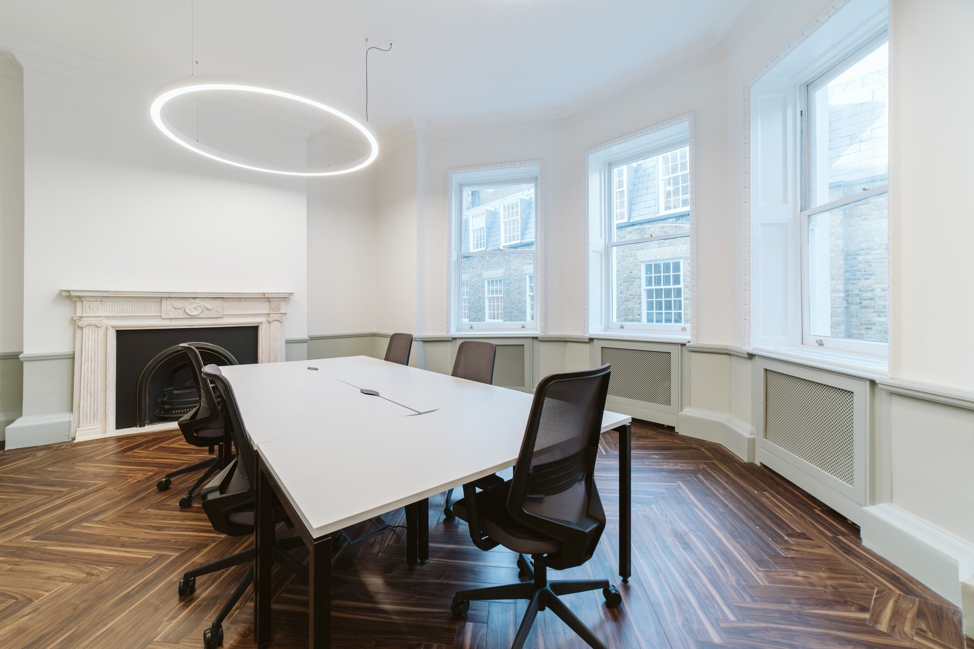Boutique Workplace- Theobalds Road beltere